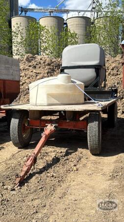 8FT X 18FT NURSE WAGON WITH 2 TANKS