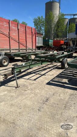 FARM FLEET 17FT SINGLE AXLE HYD. BALE TRAILER