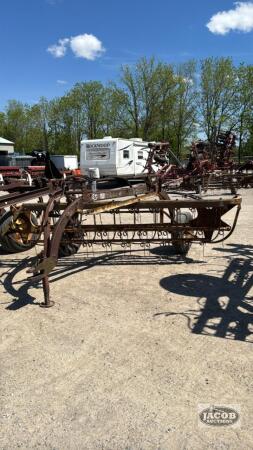 NEW HOLLAND 56 5-BAR SIDE DELIVERY RAKE