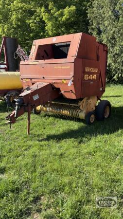 NEW HOLLAND 644 AUTO WRAP ROUND BALER