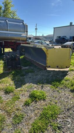 MACHINABILITY 12FT SNOWBLADE AND HARNESS