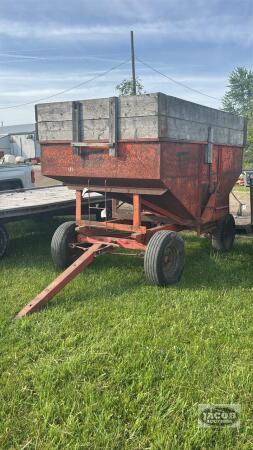 TURNCO 150BU GRAVITY WAGON