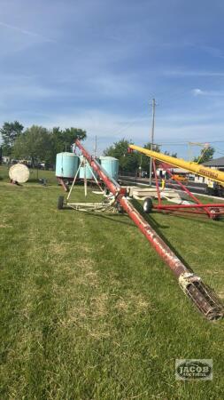 FARM KING 51FT X 8IN PTO AUGER