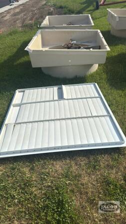 5FT X 5FT FIBREGLAS BARN FAN