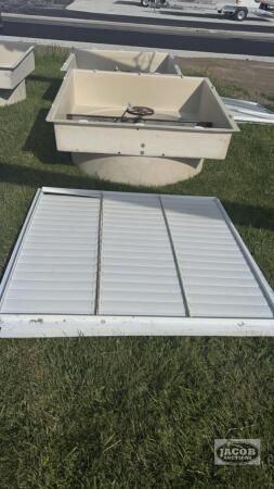 5FT X 5FT FIBREGLAS BARN FAN
