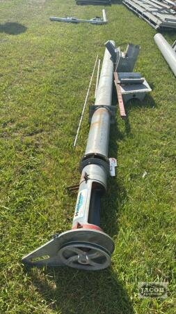 HUTCHINSON 8IN UNLOAD AUGER FOR 21FT DIAMETER BIN
