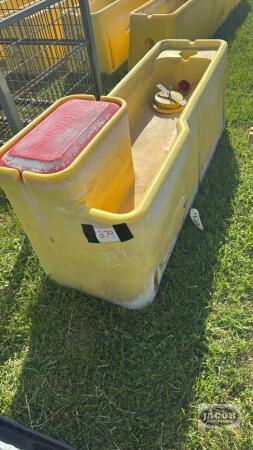RITCHIE POLY 6FT WATER BOWL