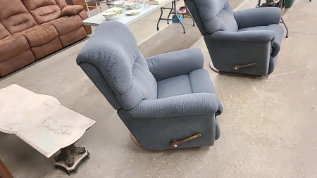 LA-Z-Boy Swivel Recliner Rocker