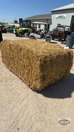 24-4FT X 3FT X 6.5FT SQUARE BALES OF STRAW