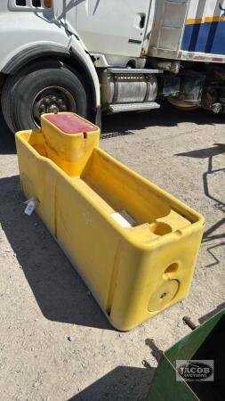 POLY MINERAL FEEDER