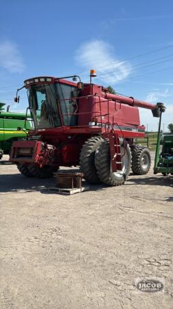 2000 CASE IH 2366 AXIAL-FLOW 4WD COMBINE