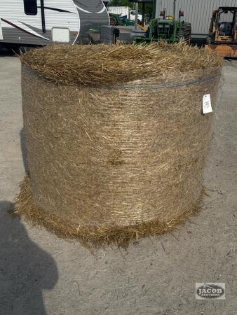25-4X5 ROUND BALES OF STRAW