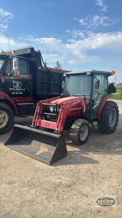 SEE NOTES: 2005 MASSEY FERGUSON 1533 TRACTOR