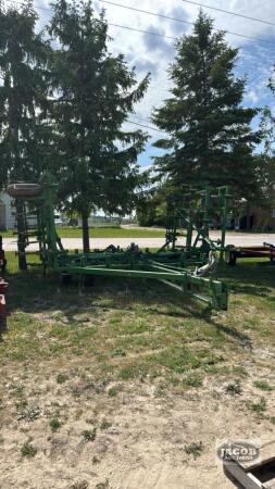 WIL-RICH 26FT C-SHANK CULTIVATOR