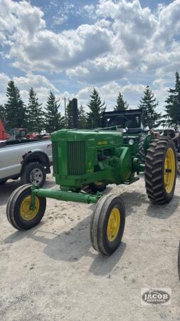 JOHN DEERE 70 DIESEL TRACTOR