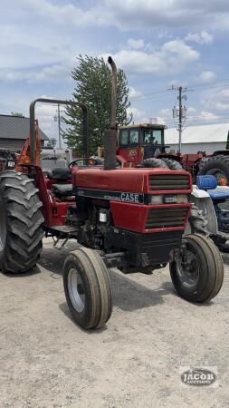 CASE IH 685 DIESEL TRACTOR
