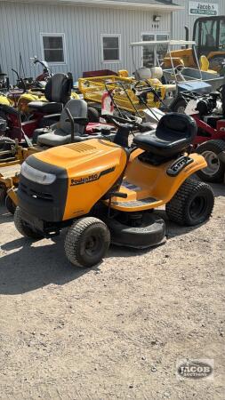 POULAN PRO 42IN 19.5HP HYDRO RIDING MOWER