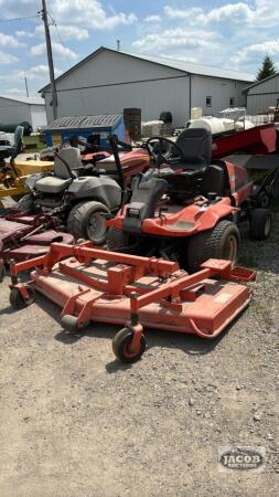 KUBOTA F2560 DIESEL WITH 72IN FRONT MOWER