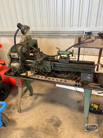 OFFSITE: LOGAN 28IN LATHE