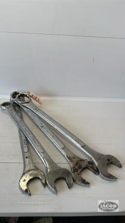 (4) LARGE COMBINATION WRENCHES