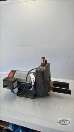 BERKELEY 1/2HP WELL JET PUMP