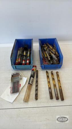 ASSORTMENT OF DRILL BITS