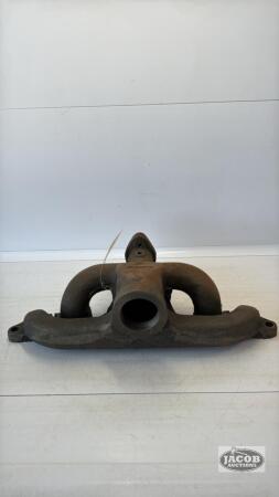 INTERNATIONAL MANIFOLD
