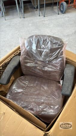 GRAMMER (JOHN DEERE) TRACTOR SEAT- NEW IN BOX