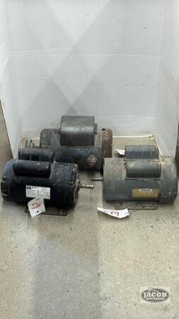 LOT OF MOTORS