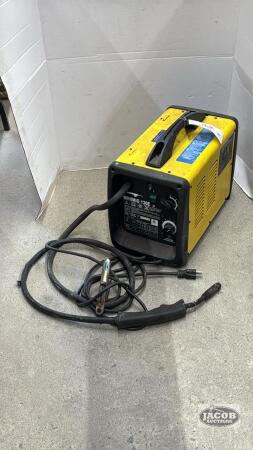 POWERFIST MIG 130E WIRE FEED WELDER