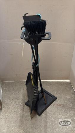 FIREPLACE TOOL SET