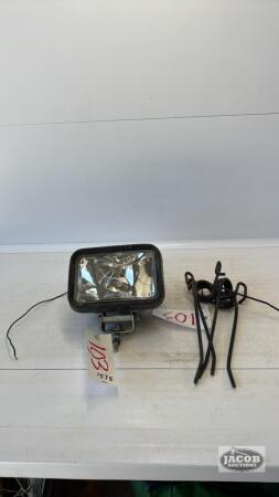 LIGHT OFF OF TRACTOR & (4) TEETH FOR HAY RAKE