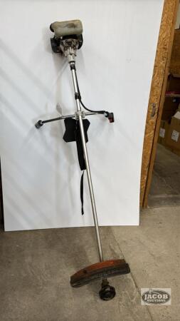 STIHL FS81 STRAIGHT SHAFT GAS TRIMMER