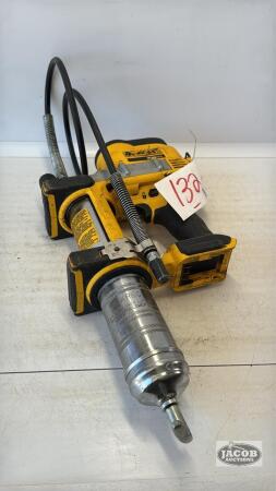 DEWALT 20 VOLT GREASE GUN