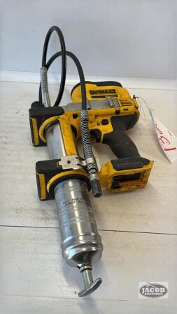 DEWALT 20 VOLT GREASE GUN