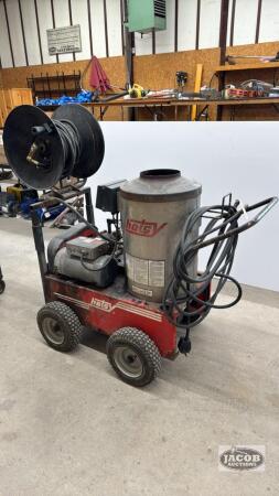 HOTSY 220V DIESEL HOT WATER PRESSURE WASHER