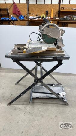 DEWALT TILE SAW ON STAND