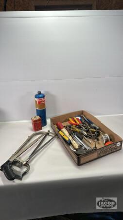 HAND TOOL LOT