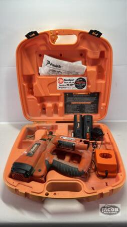 PASLODE 16 GUAGE FINISH NAILER