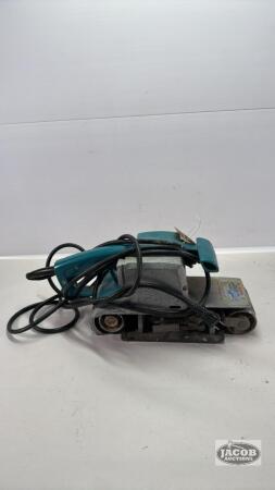 MAKITA ELECTRIC BELT SANDER