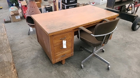 Oak Desk and Office Chair