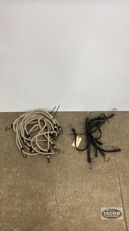 QUANTITY OF BUNGY AND TARP STRAPS
