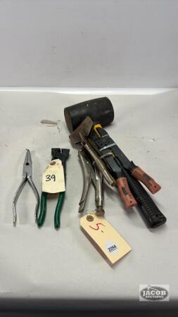 ASSORTED HAND TOOL LOT