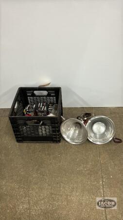 (2) HEAT LAMPS WITH ASSORTED LIGHT BULBS