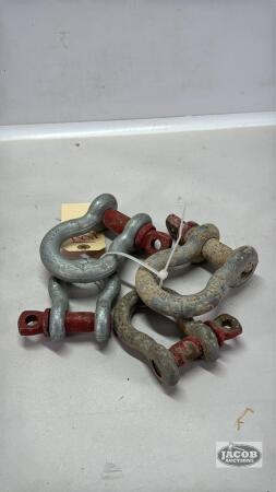 (4) SHACKLES