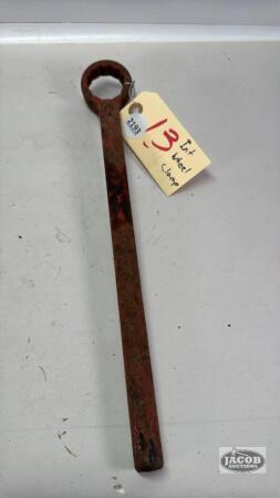 INT. WHEEL CLAMP WRENCH