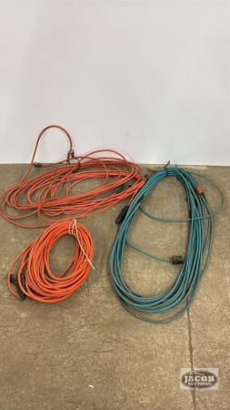 (4) EXTENSION CORDS