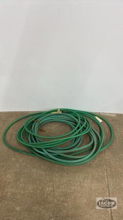 (2) GARDEN HOSE