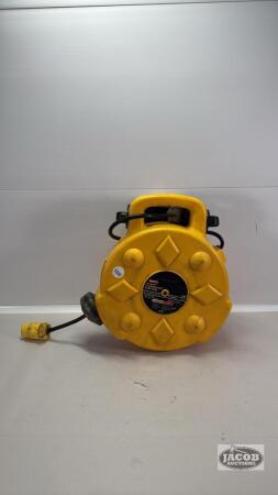 BAYCO 50FT CORD REEL