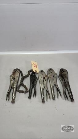(4)LOCKING PLIERS AND ONE SET OF CHAIN GRIP PLIERS